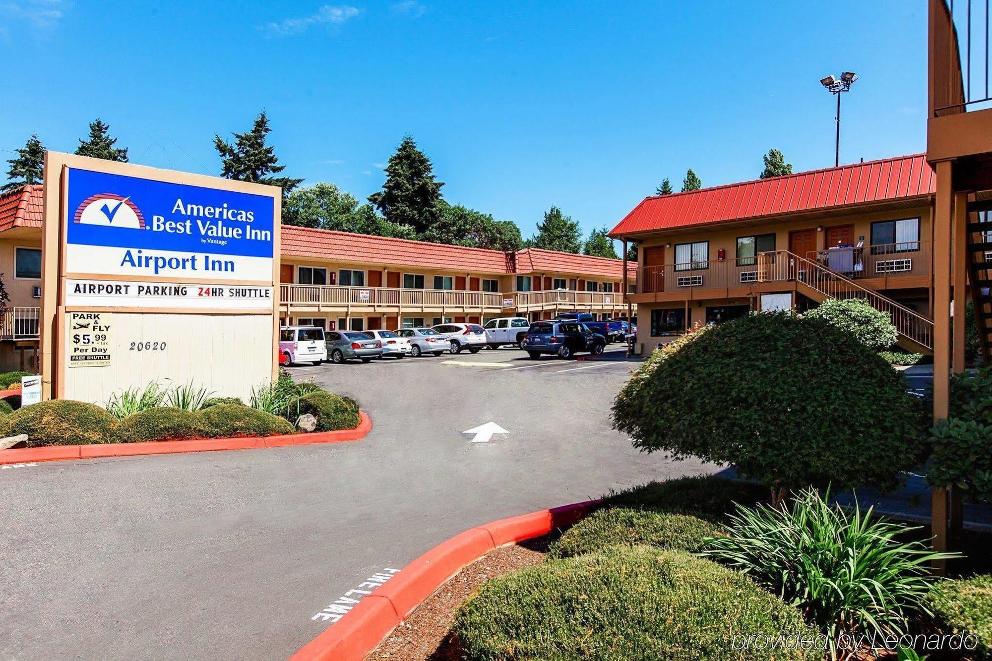 Americas Best Value Airport Inn - СіТак Екстер'єр фото